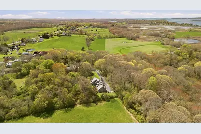 81 Seapowet Ave, Tiverton, RI 02878 - Photo 37