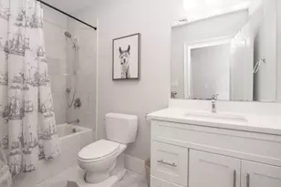 45 L St, Boston, MA 02127 - Photo 13