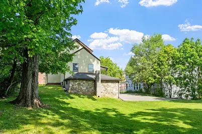 93 Chapin St, Southbridge, MA 01550 - Photo 23
