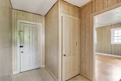 93 Chapin St, Southbridge, MA 01550 - Photo 11