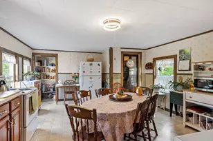 93 Chapin St, Southbridge, MA 01550 - Photo 3