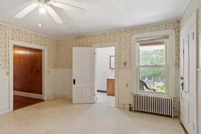 93 Chapin St, Southbridge, MA 01550 - Photo 15