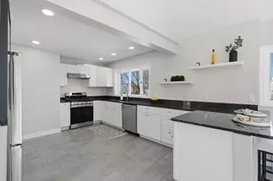 15 S Fairview St, Boston, MA 02131 - Photo 3