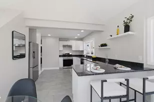 15 S Fairview St, Boston, MA 02131 - Photo 5