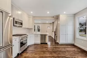31 Oak St, Wellesley, MA 02482 - Photo 7