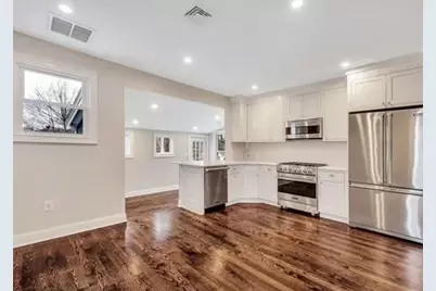 31 Oak Street #2, Wellesley, MA 02482 - Photo 3