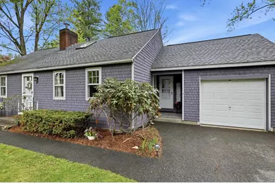87 Harlow Dr, Amherst, MA 01002 - Photo 3