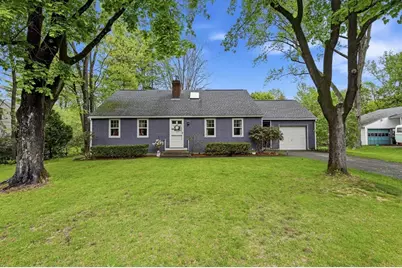 87 Harlow Dr, Amherst, MA 01002 - Photo 1