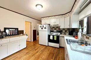 3 Goldsmith Ave, Medford, MA 02155 - Photo 11