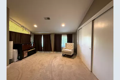 136 Algonquin Trl #136, Ashland, MA 01721 - Photo 11