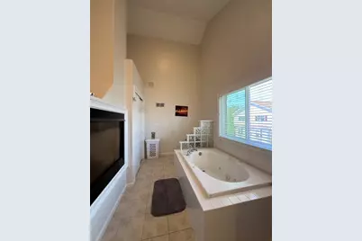136 Algonquin Trl #136, Ashland, MA 01721 - Photo 13