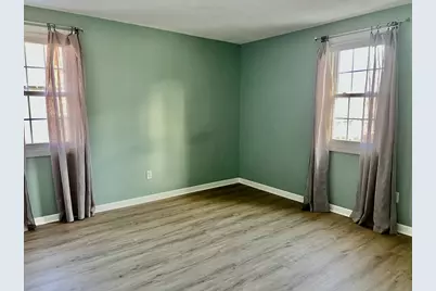7 Montvale St #4, Boston, MA 02131 - Photo 5