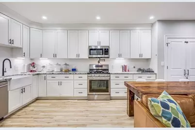 142 West 8th Street #1, Boston, MA 02127 - Photo 3