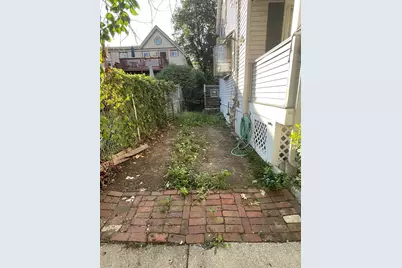 7 Henderson St, Somerville, MA 02145 - Photo 27