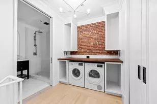 320 Tappan St, Brookline, MA 02445 - Photo 9
