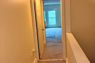 93 Thompson St, Springfield, MA 01109 - Photo 11