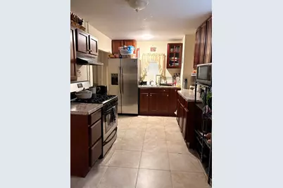 93 Thompson Street, Springfield, MA 01109 - Photo 5