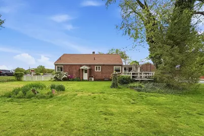 878 Springfield Street, Agawam, MA 01030 - Photo 31