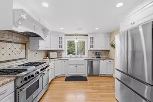 61 Montgomery, Lakeville, MA 02347 - Photo 9