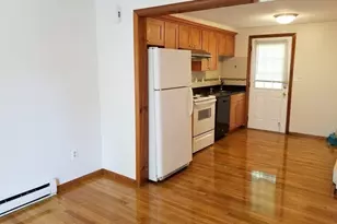 18 Apthorp St, Quincy, MA 02170 - Photo 9