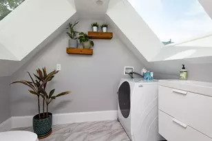 195 School St, Somerville, MA 02145 - Photo 7