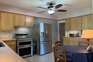 125 Dutcher St, Hopedale, MA 01747 - Photo 3