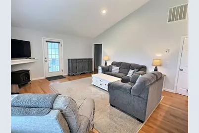 5 Litchfield Ln #5A, Webster, MA 01570 - Photo 3