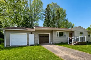 61 E Hadley Rd, Amherst, MA 01002 - Photo 1