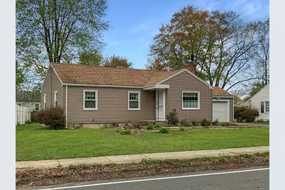 854 Grayson Dr, Springfield, MA 01119 - Photo 3