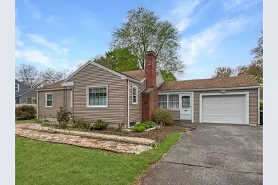 854 Grayson Dr, Springfield, MA 01119 - Photo 1