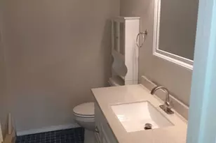 7 Gibbs St, Worcester, MA 01607 - Photo 5