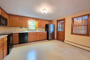 44 Lake Pkwy, Webster, MA 01570 - Photo 5