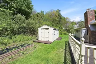 11 Scenic Dr, Worcester, MA 01602 - Photo 19