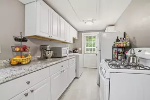 11 Scenic Dr, Worcester, MA 01602 - Photo 7