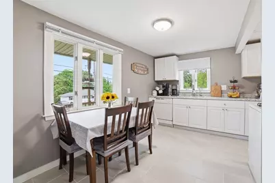 11 Scenic Drive, Worcester, MA 01602 - Photo 5