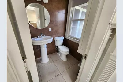 31 Buena Vista Plz, Springfield, MA 01108 - Photo 29