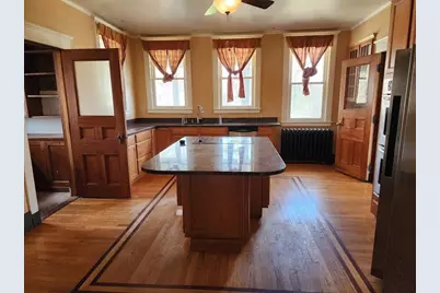 31 Buena Vista Plz, Springfield, MA 01108 - Photo 11