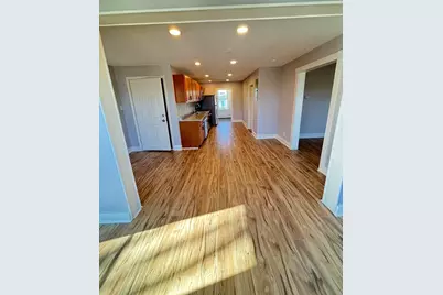 713 Metropolitan Ave #2, Boston, MA 02136 - Photo 5