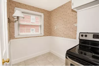 80 Morton St, West Springfield, MA 01089 - Photo 11