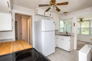 80 Morton St, West Springfield, MA 01089 - Photo 9