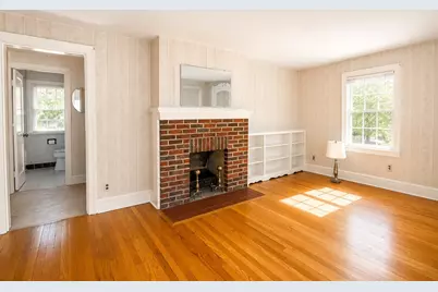 80 Morton St, West Springfield, MA 01089 - Photo 5