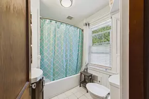 16 Castle St, Plymouth, MA 02360 - Photo 11