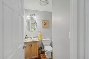 29 W Laurier St, Haverhill, MA 01832 - Photo 17