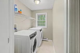 29 W Laurier St, Haverhill, MA 01832 - Photo 15