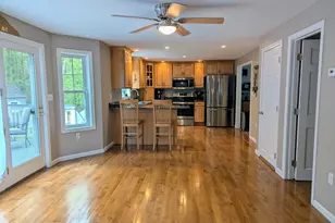 29 W Laurier St, Haverhill, MA 01832 - Photo 7