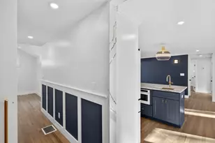 16 Carolyn Ln, Falmouth, MA 02536 - Photo 17