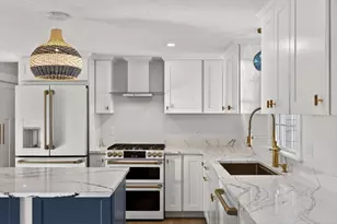16 Carolyn Ln, Falmouth, MA 02536 - Photo 13