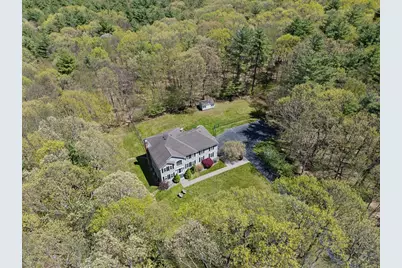 10 Essex St, Douglas, MA 01516 - Photo 13