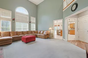 10 Essex St, Douglas, MA 01516 - Photo 17