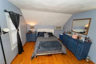 1 Thatcher St, New Bedford, MA 02744 - Photo 9